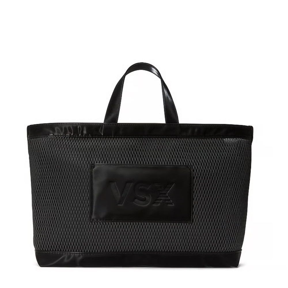 NEW Victoria secret tote bag perfect for everyday use and travel